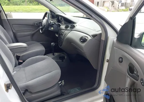 2000 Ford Focus Se from USA, damaged, VIN 1FAFP3633YW413067